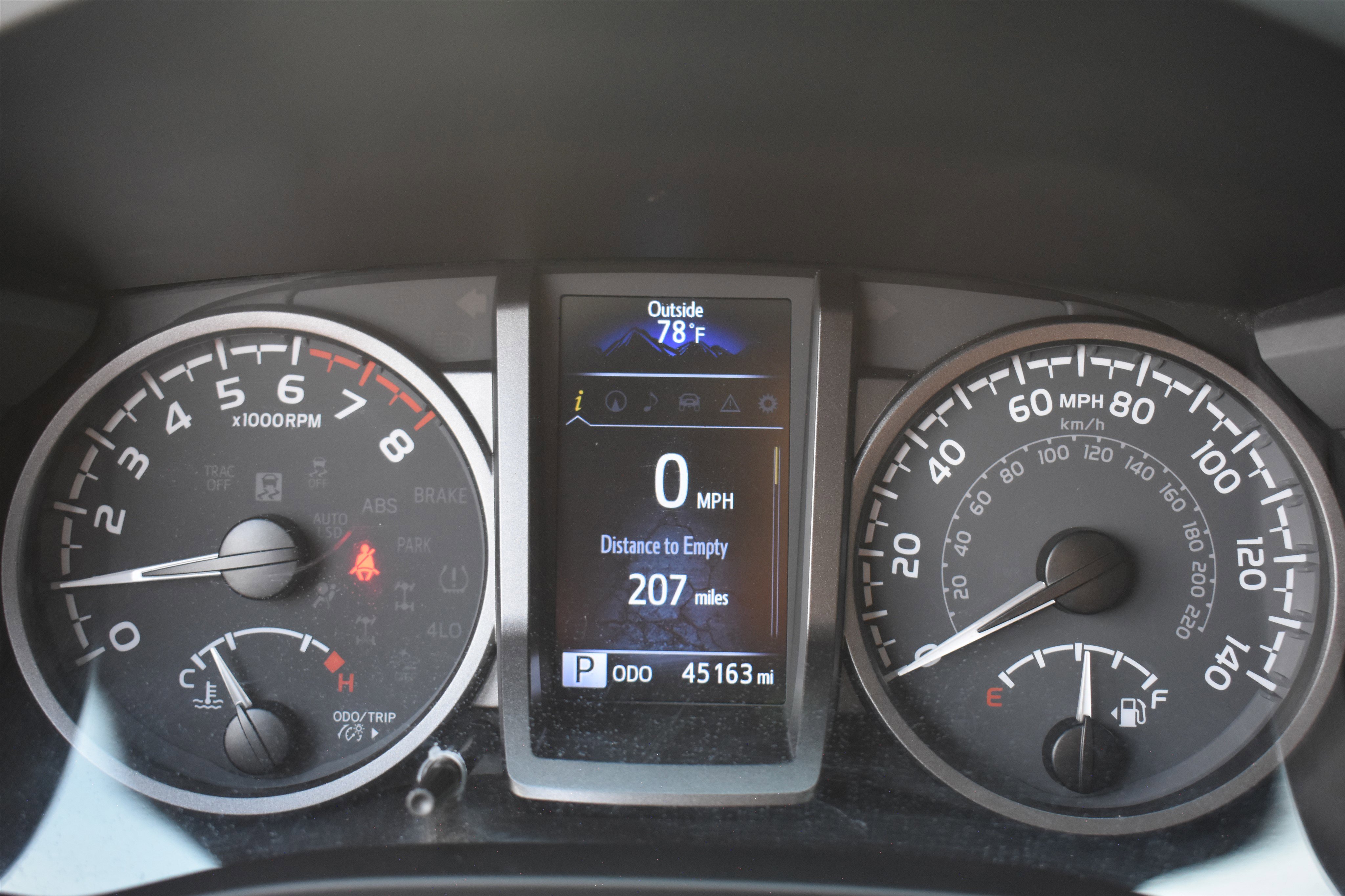 2023 Toyota Tacoma TRD photo 12
