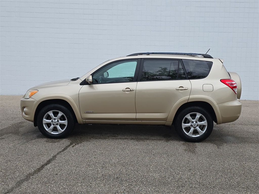 2010 Toyota RAV4 Limited photo 10