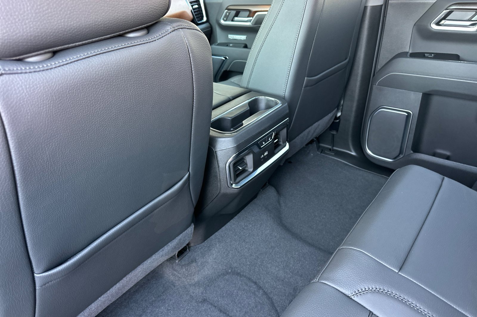 2025 Gmc Sierra 1500 Denali photo 10