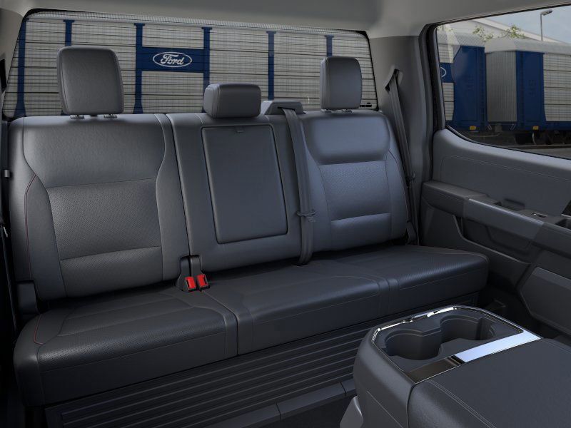 2025 Ford F-350 Lariat photo 10