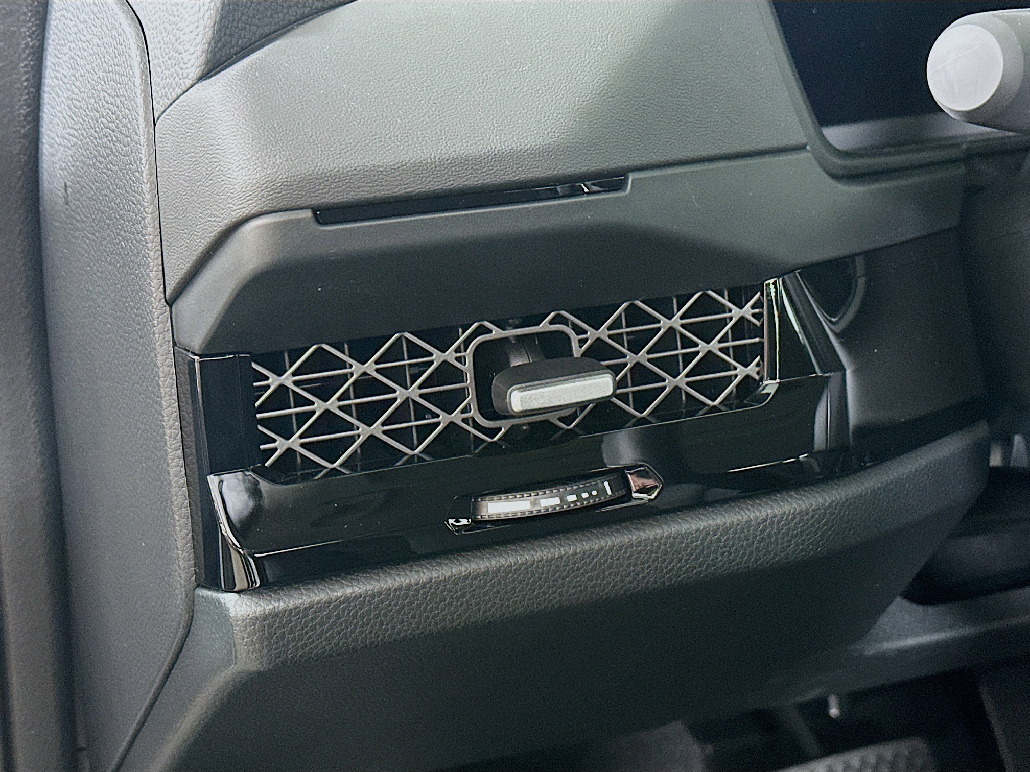 2025 Honda Accord Hybrid EX-L photo 10