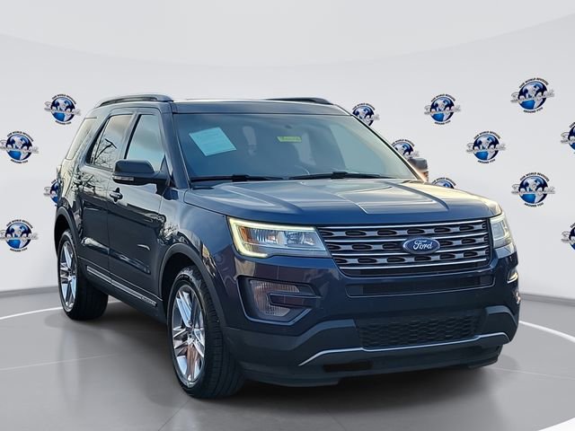 2016 Ford Explorer XLT's photo