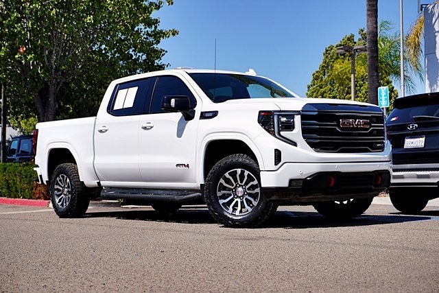 Used 2023 White GMC AT4 image 1