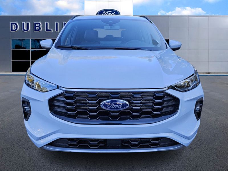 2026 Ford Escape ST-Line Elite photo 2