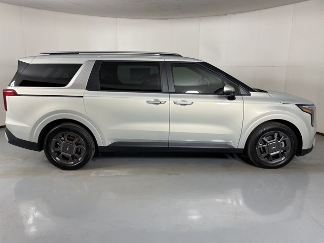 2026 Kia Carnival EX photo 7