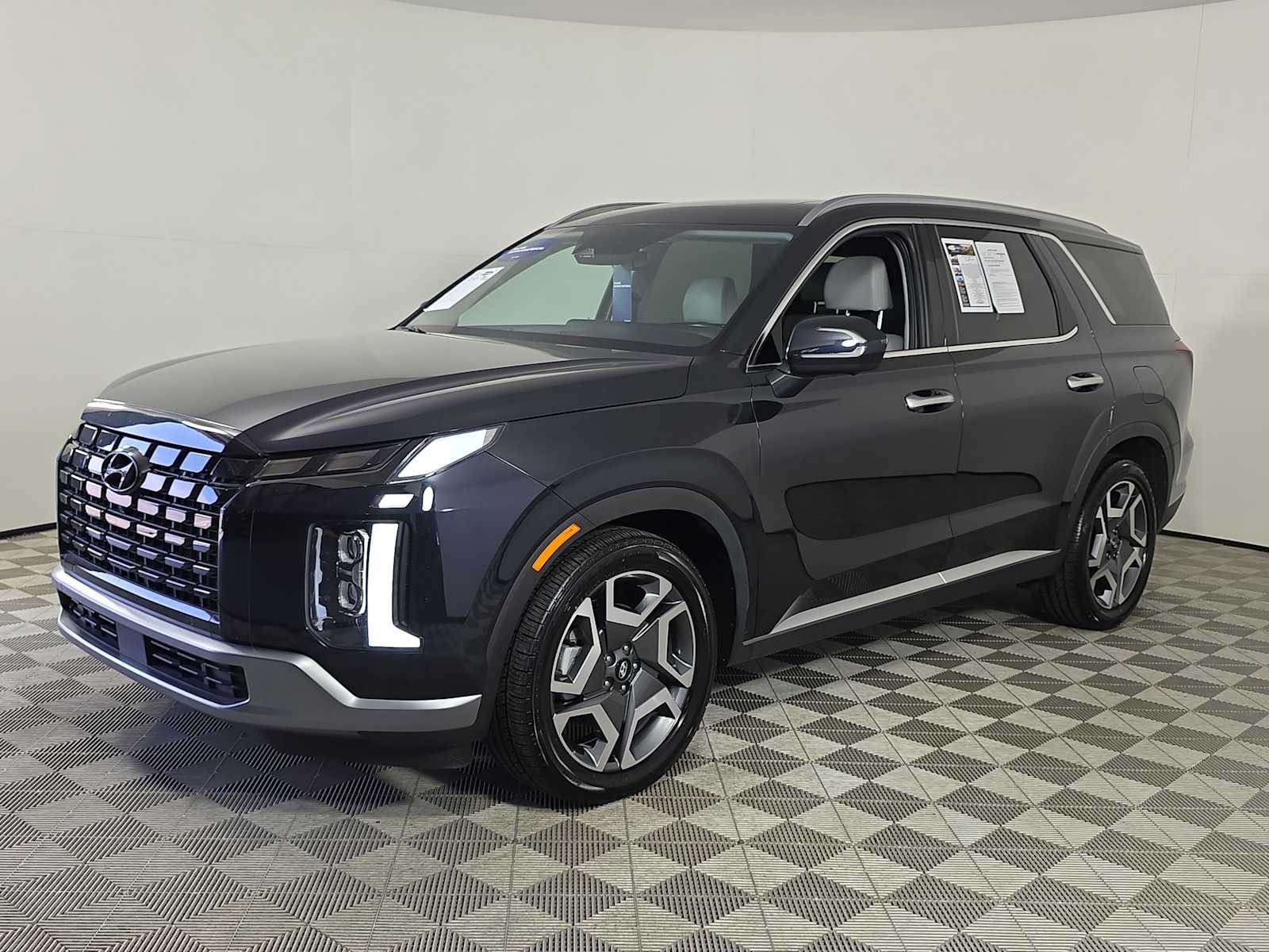 2024 Hyundai Palisade SEL photo 4
