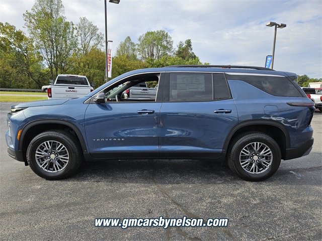 2026 Chevrolet Traverse photo 4