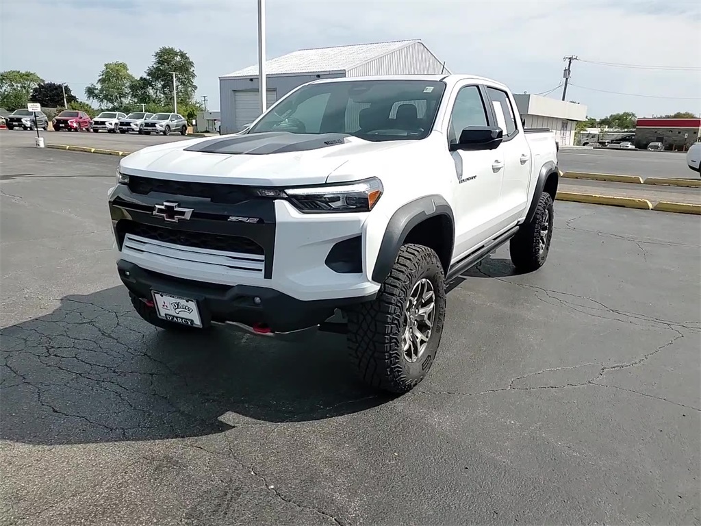 2025 Chevrolet Colorado ZR2 photo 3