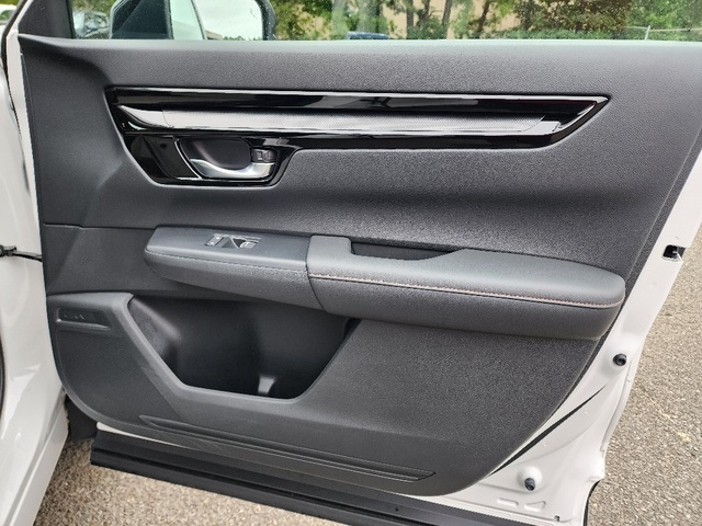 2024 Honda CR-V Hybrid Sport Touring photo 9