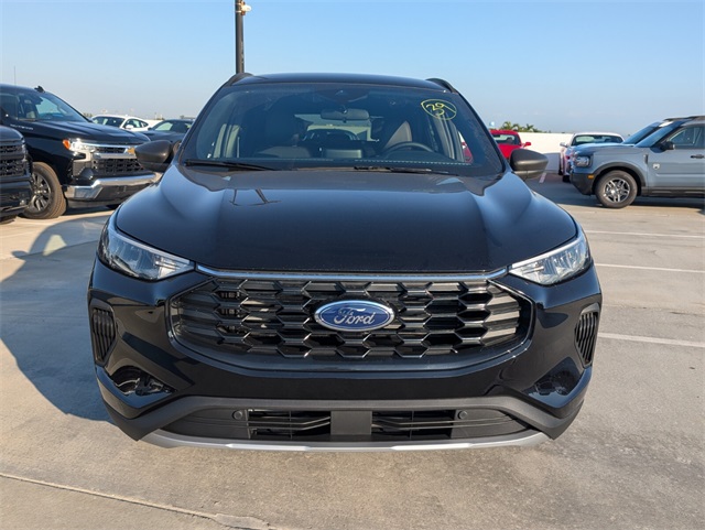 2026 Ford Escape ST-Line photo 3