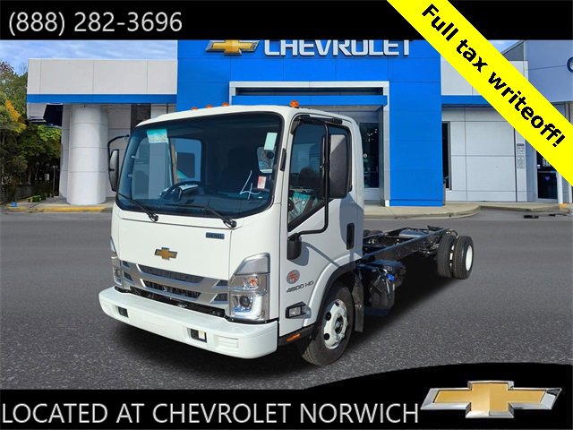 2024 Chevrolet Low Cab Forward Base's photo