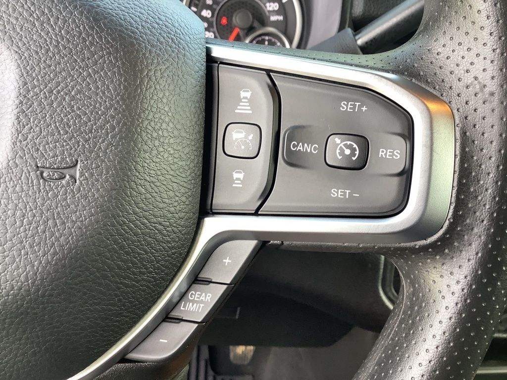 2025 Ram 2500 Tradesman photo 13