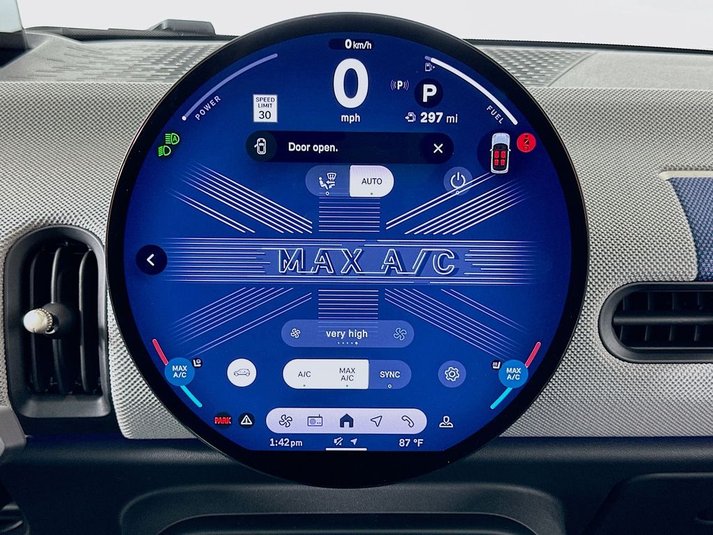 New 2025 Black MINI Signature Plus image 14