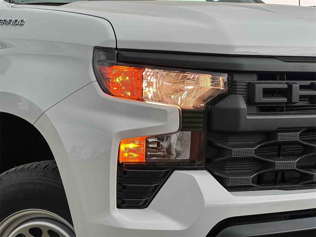 2026 Chevrolet Silverado 1500 photo 3