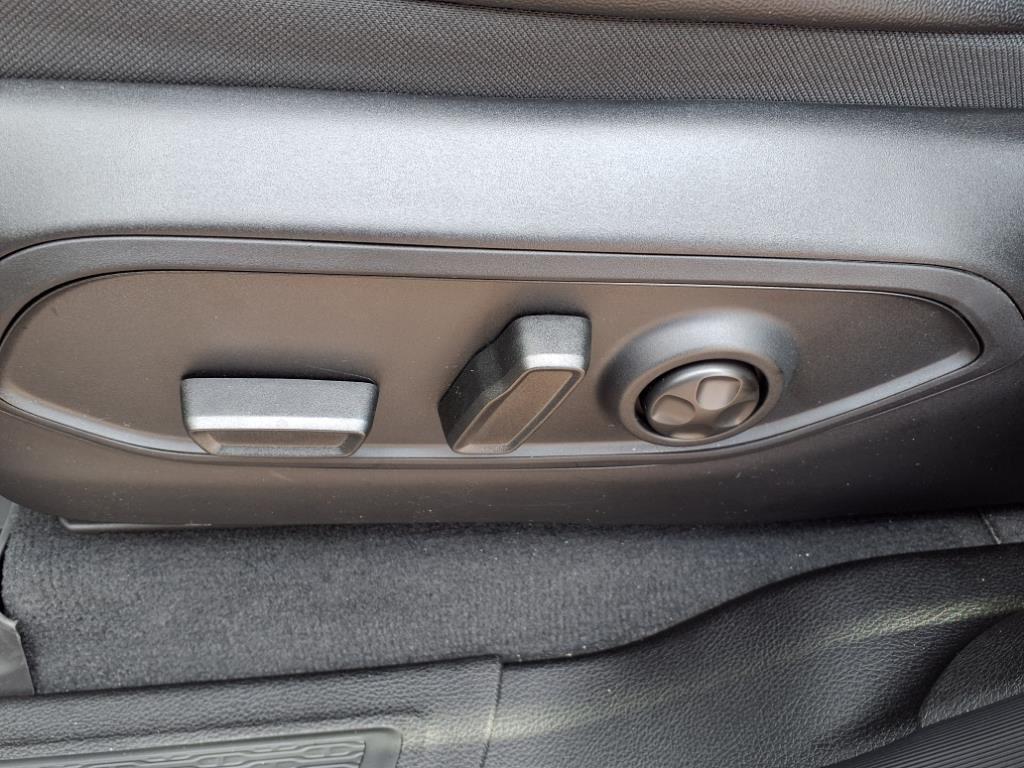 2025 Jeep Grand Cherokee Altitude X photo 3