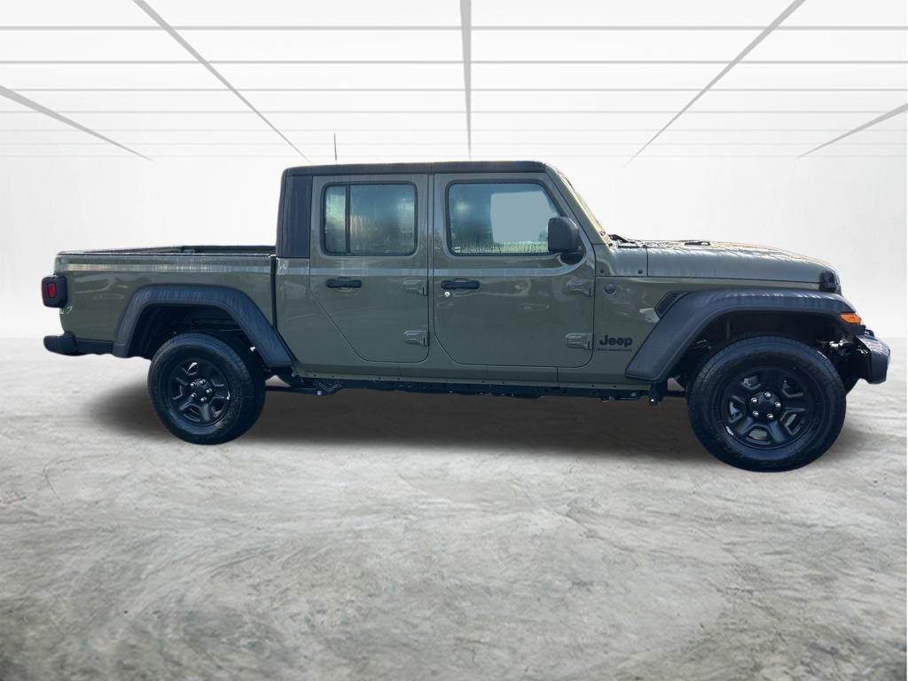 2025 Jeep Gladiator Sport photo 3