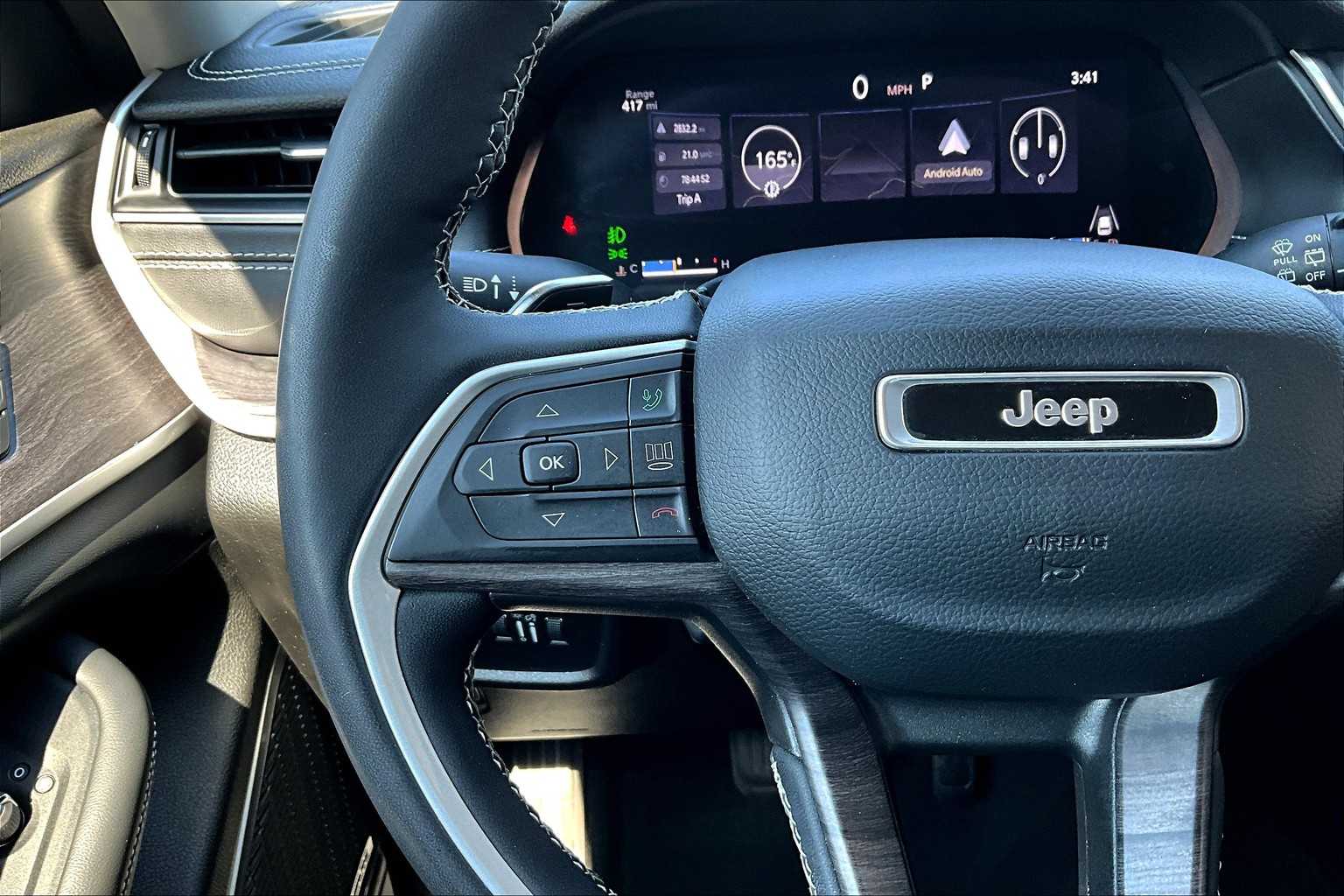2023 Jeep Grand Cherokee Limited photo 22