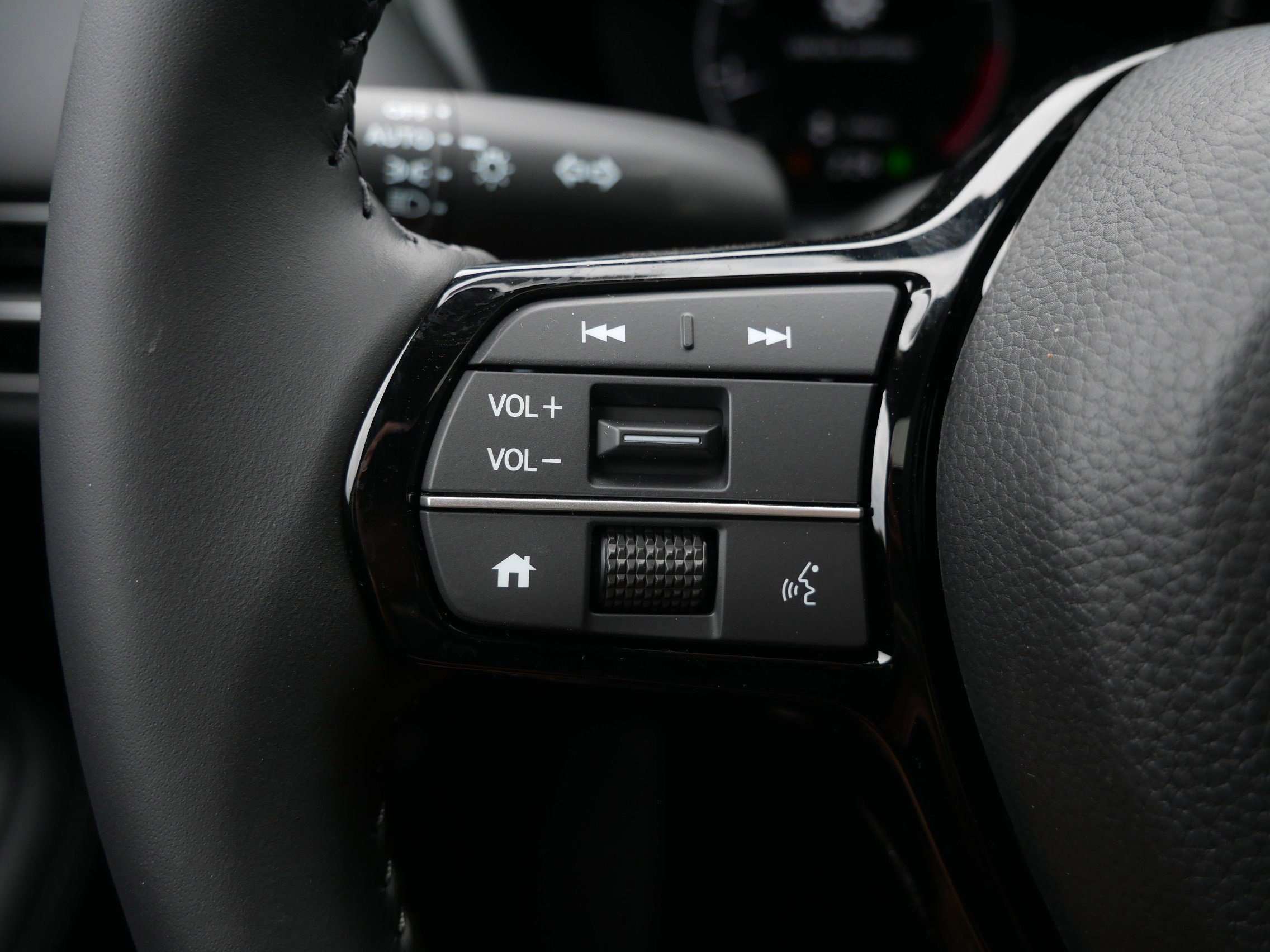 2026 Honda HR-V EX-L photo 25