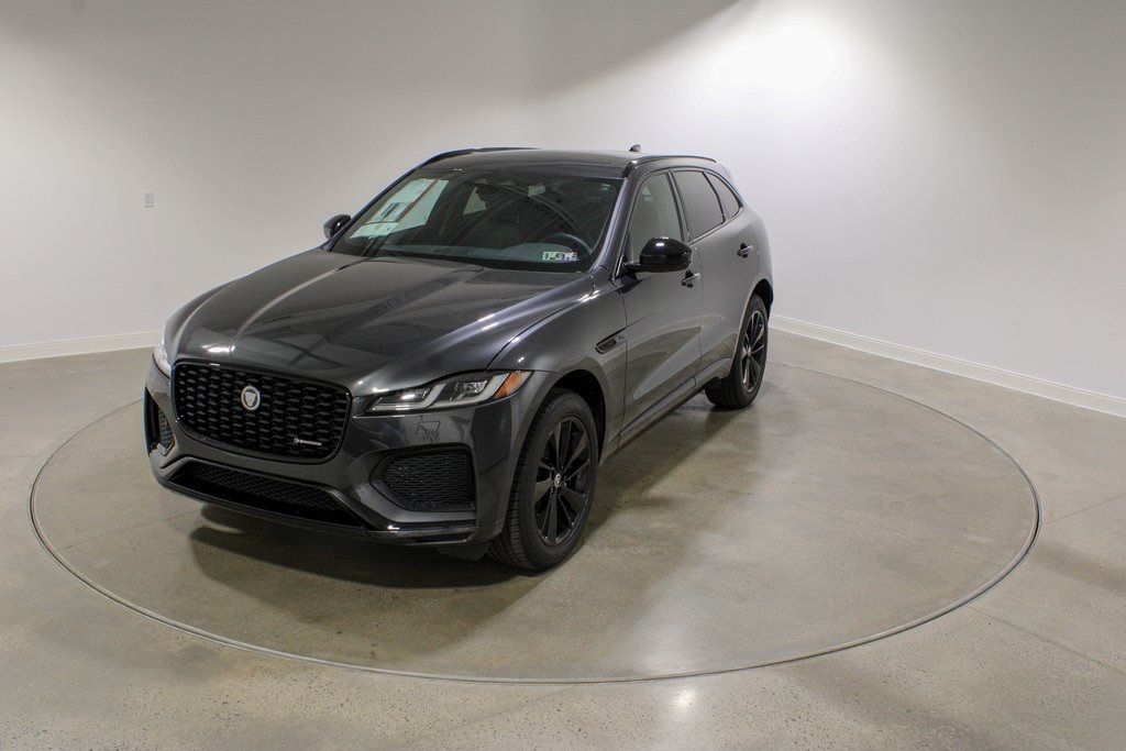 2025 Jaguar F-PACE R-Dynamic S's photo