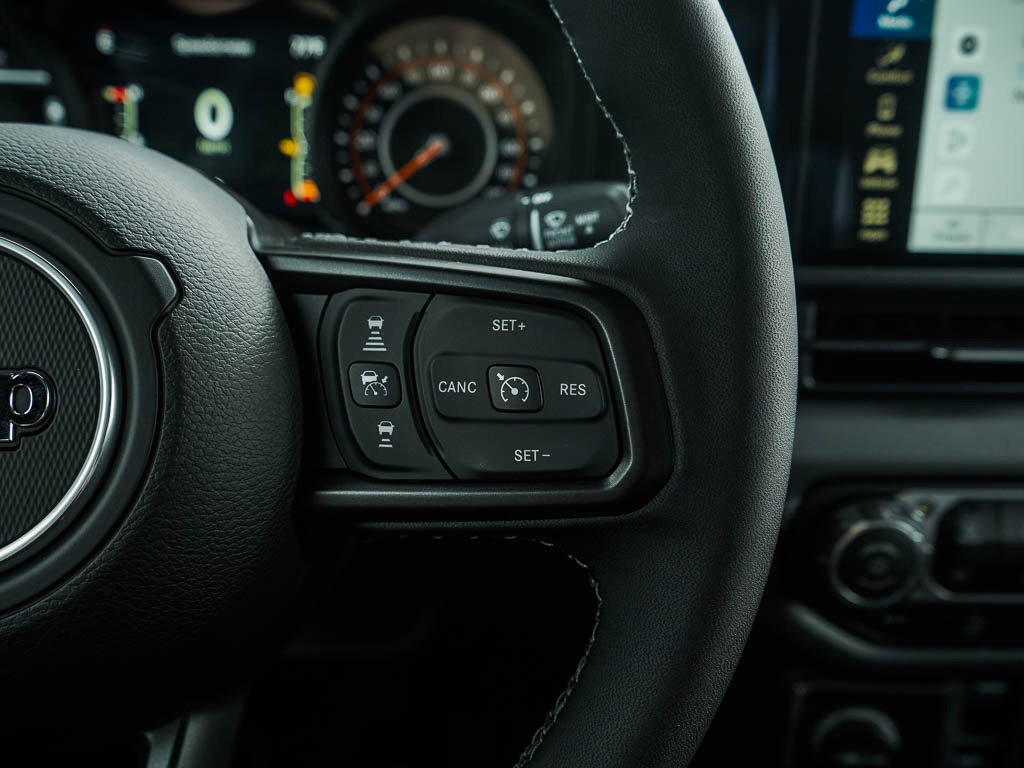 2025 Jeep Gladiator Sport photo 19