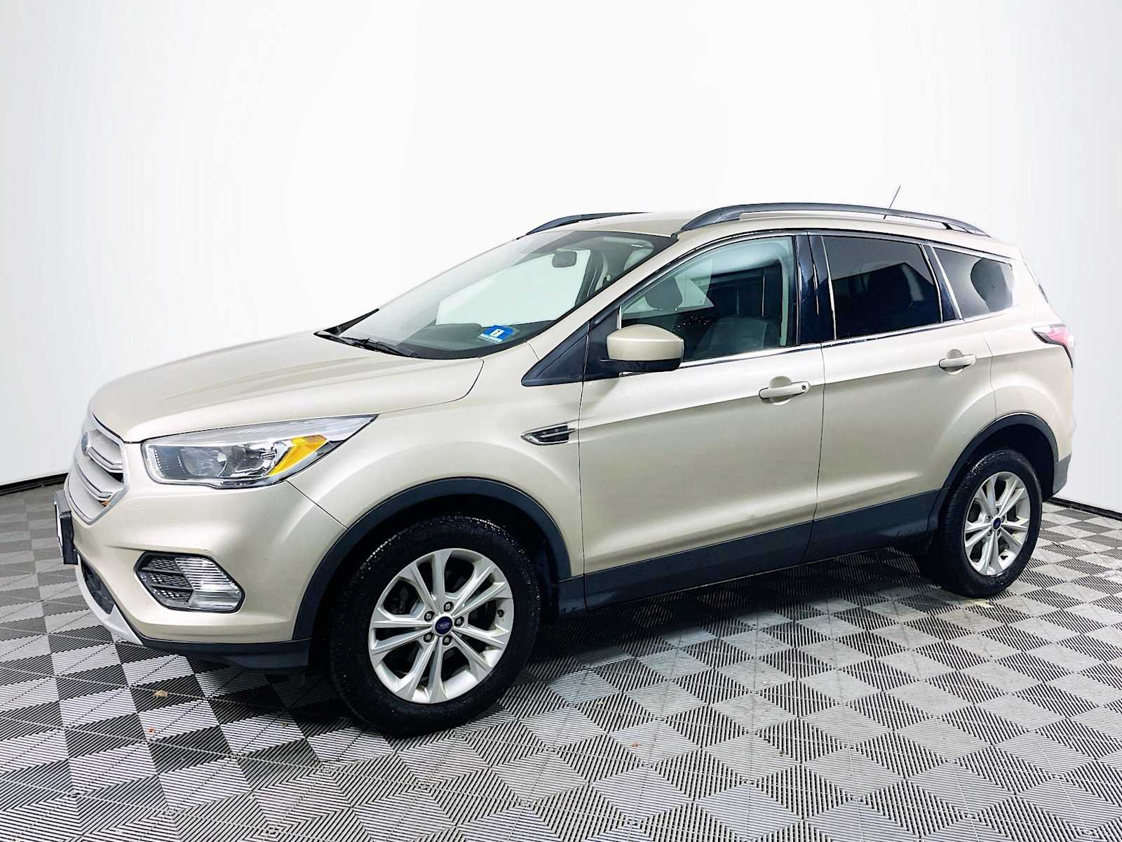 2018 Ford Escape SE's photo