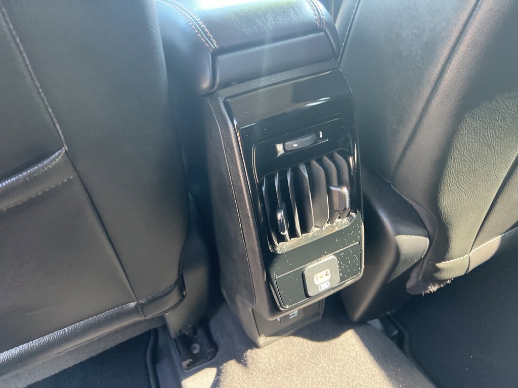 2022 Jeep Compass Limited photo 9