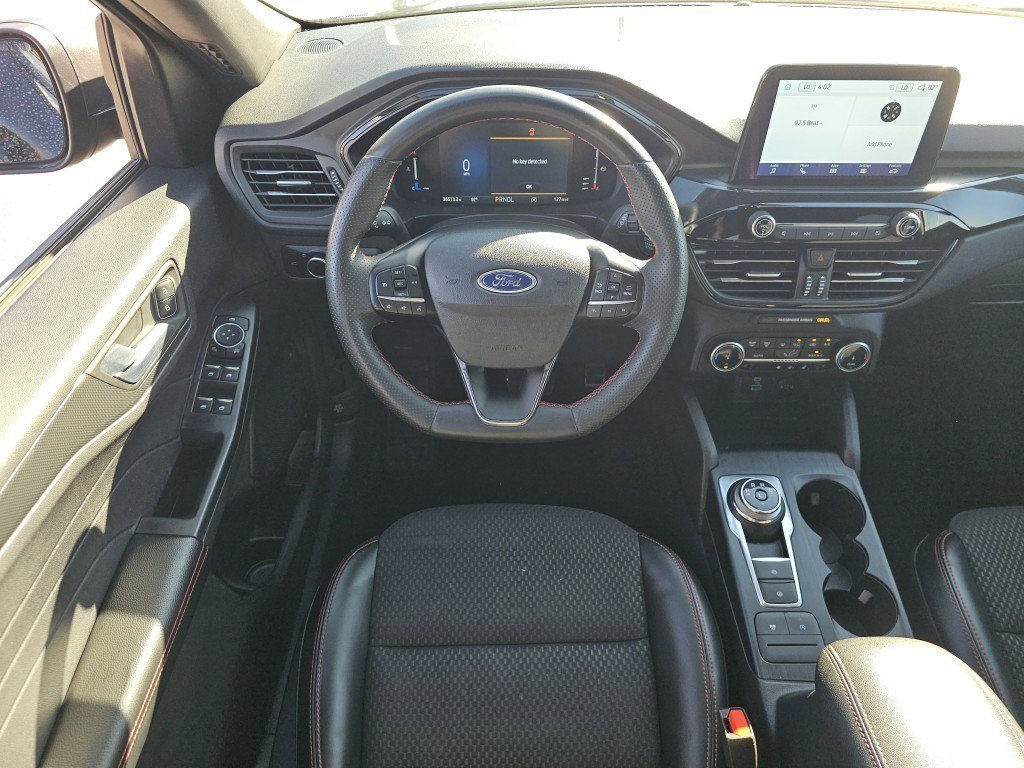 2023 Ford Escape ST-Line photo 4