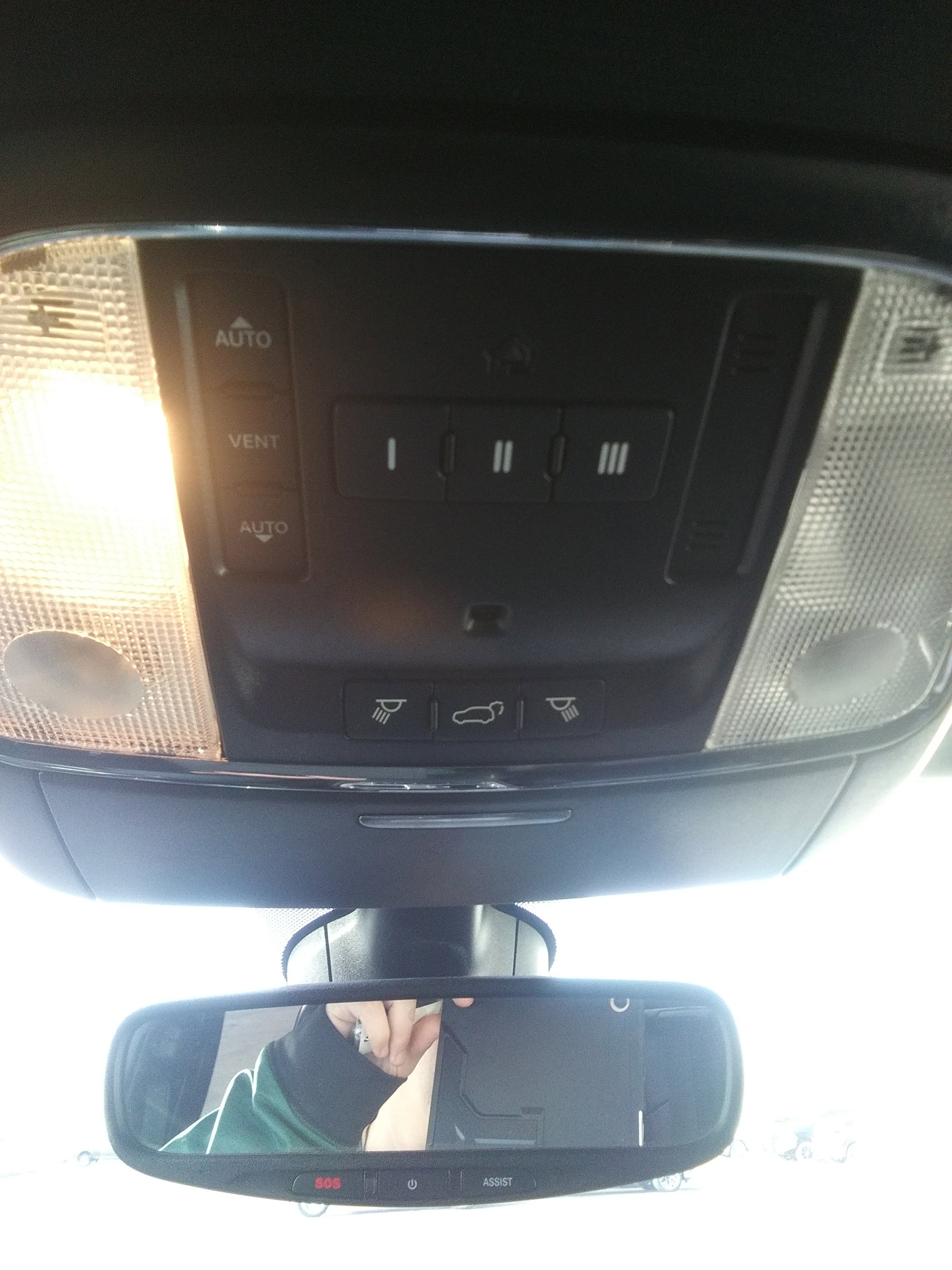 2021 Jeep Grand Cherokee Limited photo 3