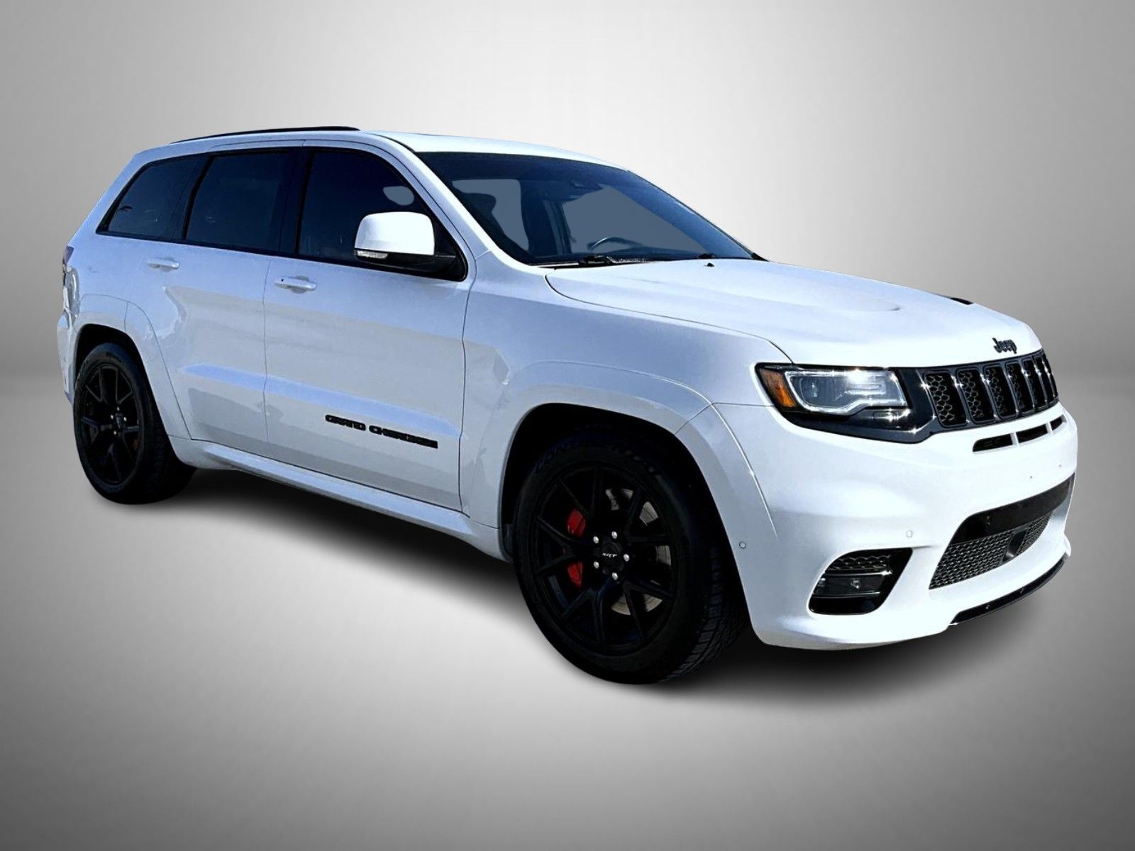 2021 Jeep Grand Cherokee SRT8 photo 3