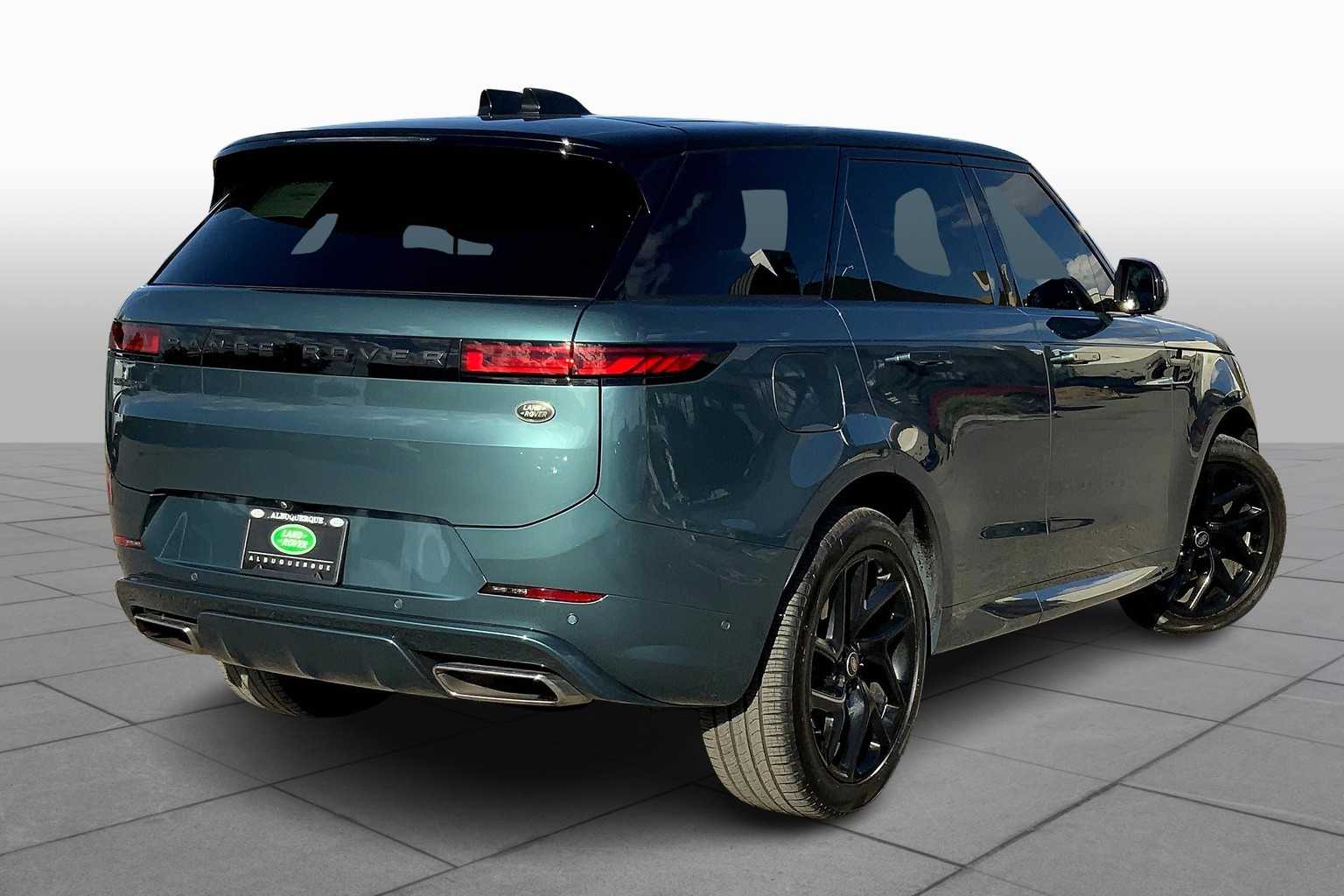 2023 Land Rover Range Rover Sport SE photo 12