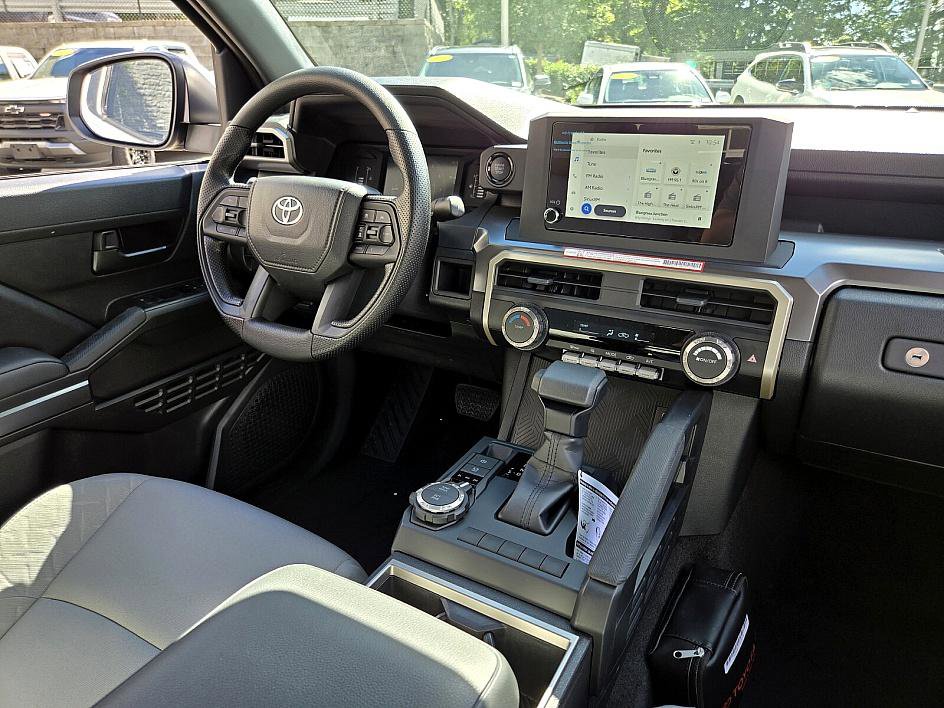 2025 Toyota Tacoma SR5 photo 12