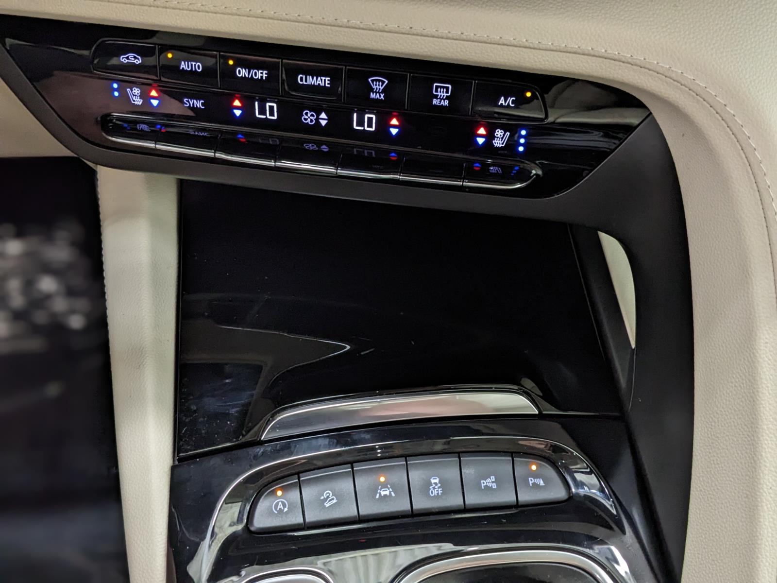 2023 Buick Envision Avenir photo 35