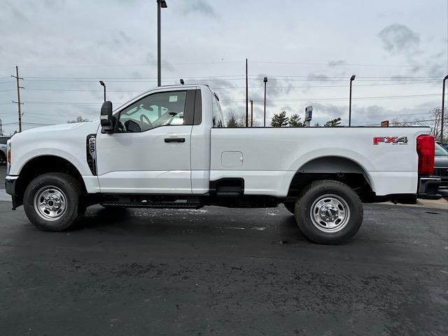 2025 Ford F-250 XL photo 5