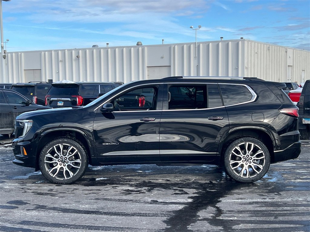 2026 GMC ACADIA - Image 4