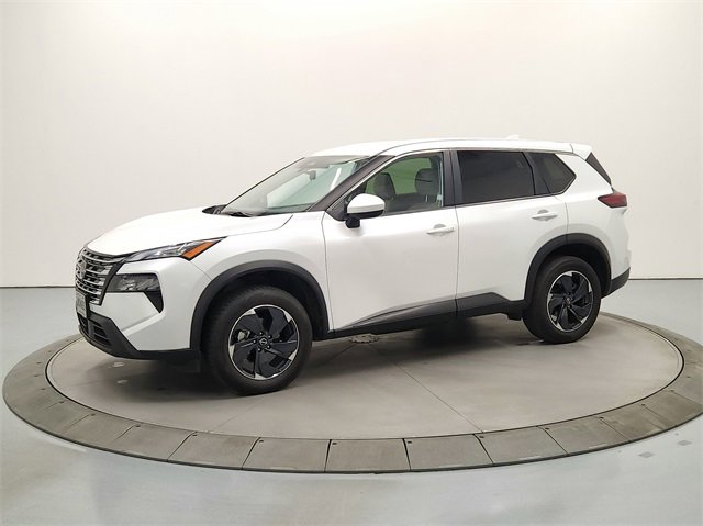 2024 Nissan Rogue SV photo 3