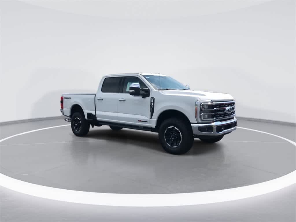 2025 Ford F-350 King Ranch photo 2