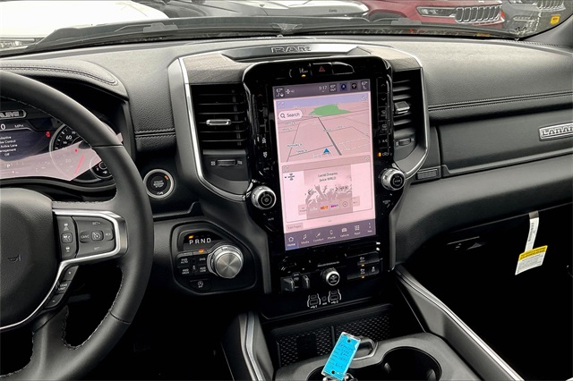 2025 Ram 1500 Laramie photo 7