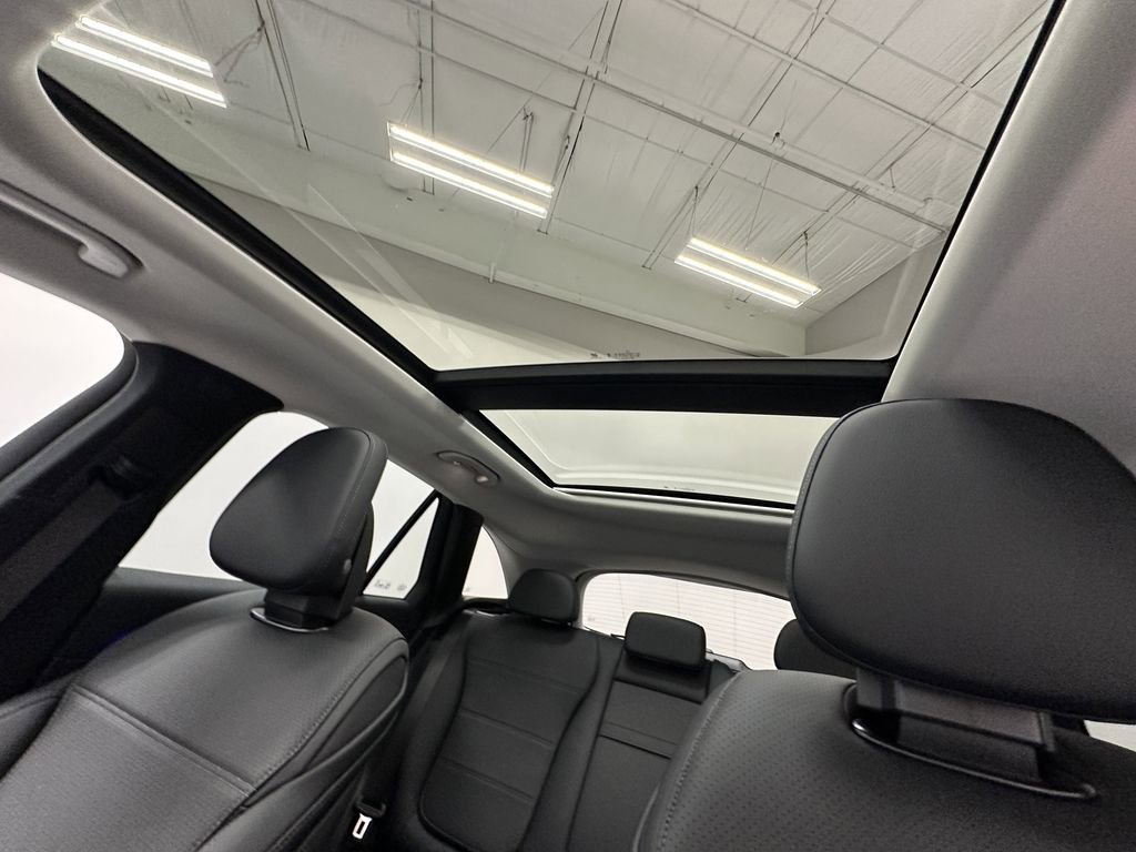 2026 Mercedes Benz GLC 350e 4MATIC photo 34