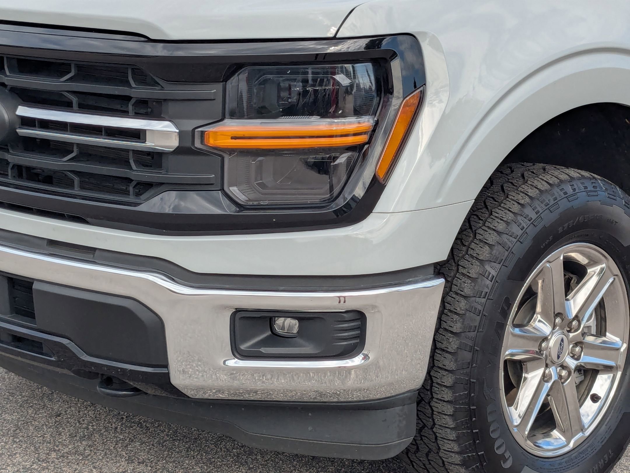 2024 Ford F-150 XLT photo 2