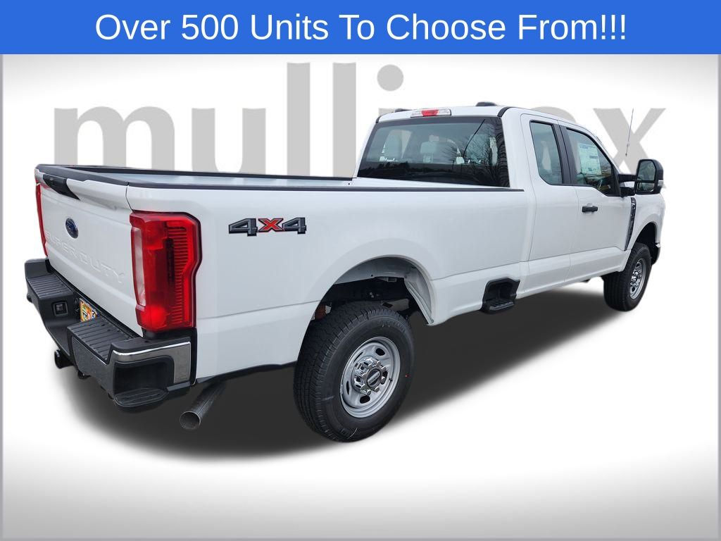 2026 Ford F-350 photo 3