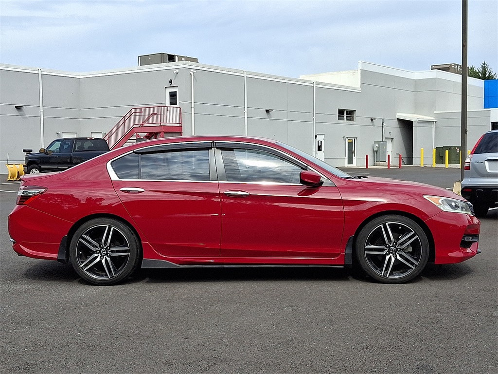 2017 Honda Accord Sport photo 8