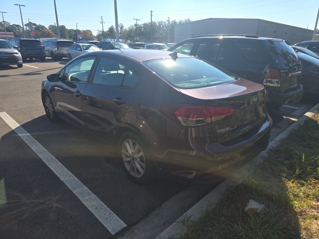2017 Kia Forte LX S photo 3