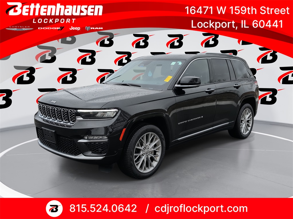 2023 Jeep Grand Cherokee Summit's photo