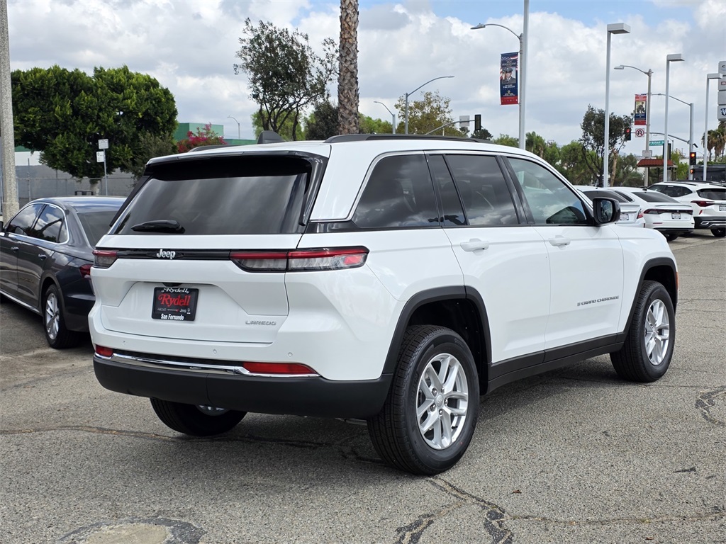 2025 Jeep Grand Cherokee Laredo X photo 4