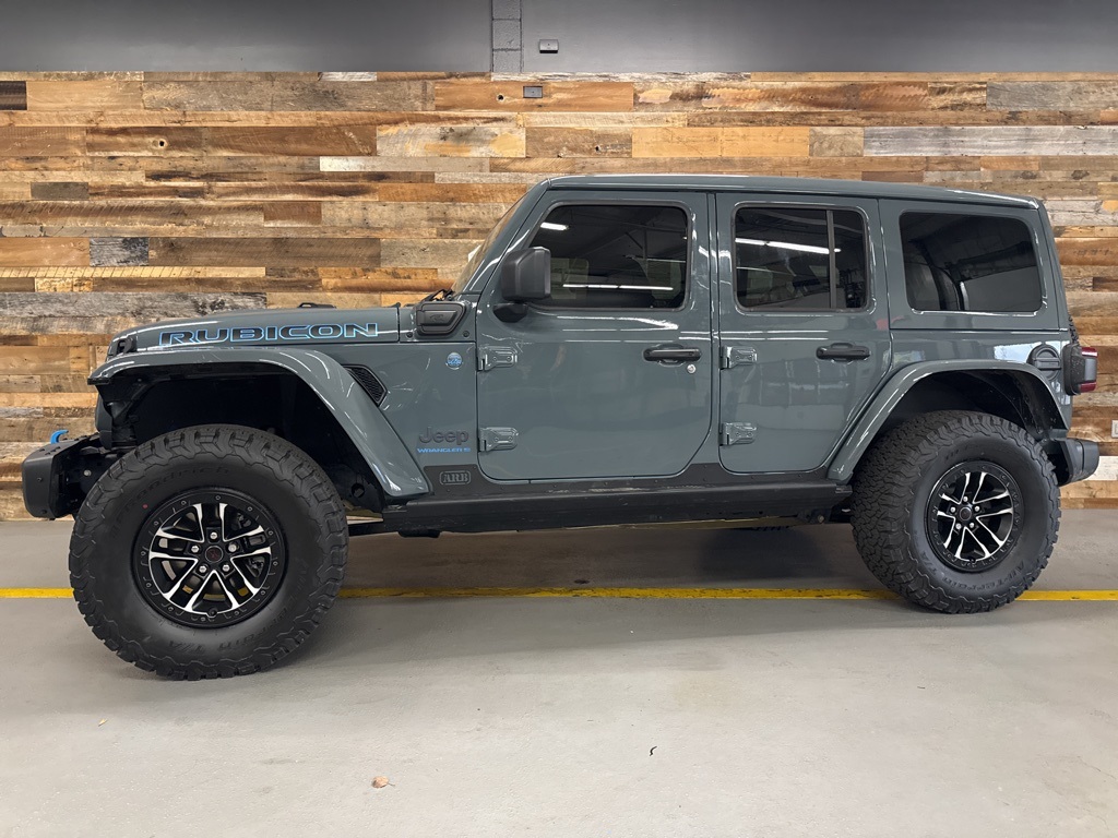 2024 Jeep Wrangler Rubicon 4xe photo 4