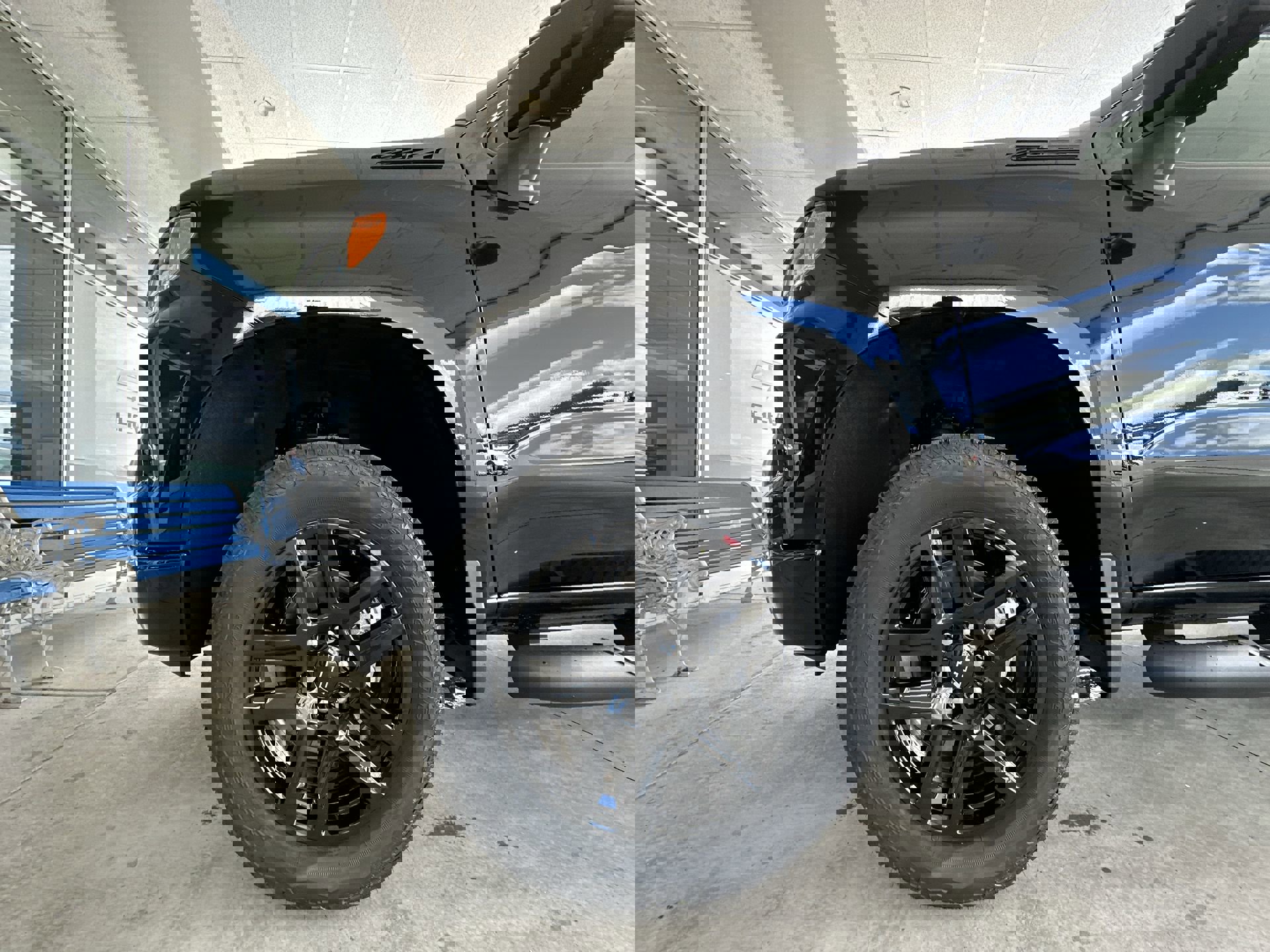 2025 Chevrolet Silverado 1500 LT Trail Boss photo 29