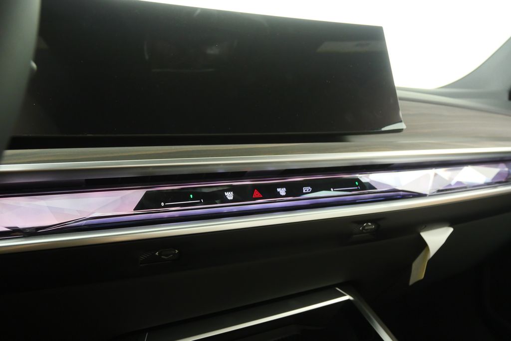 2025 Bmw 740i photo 23