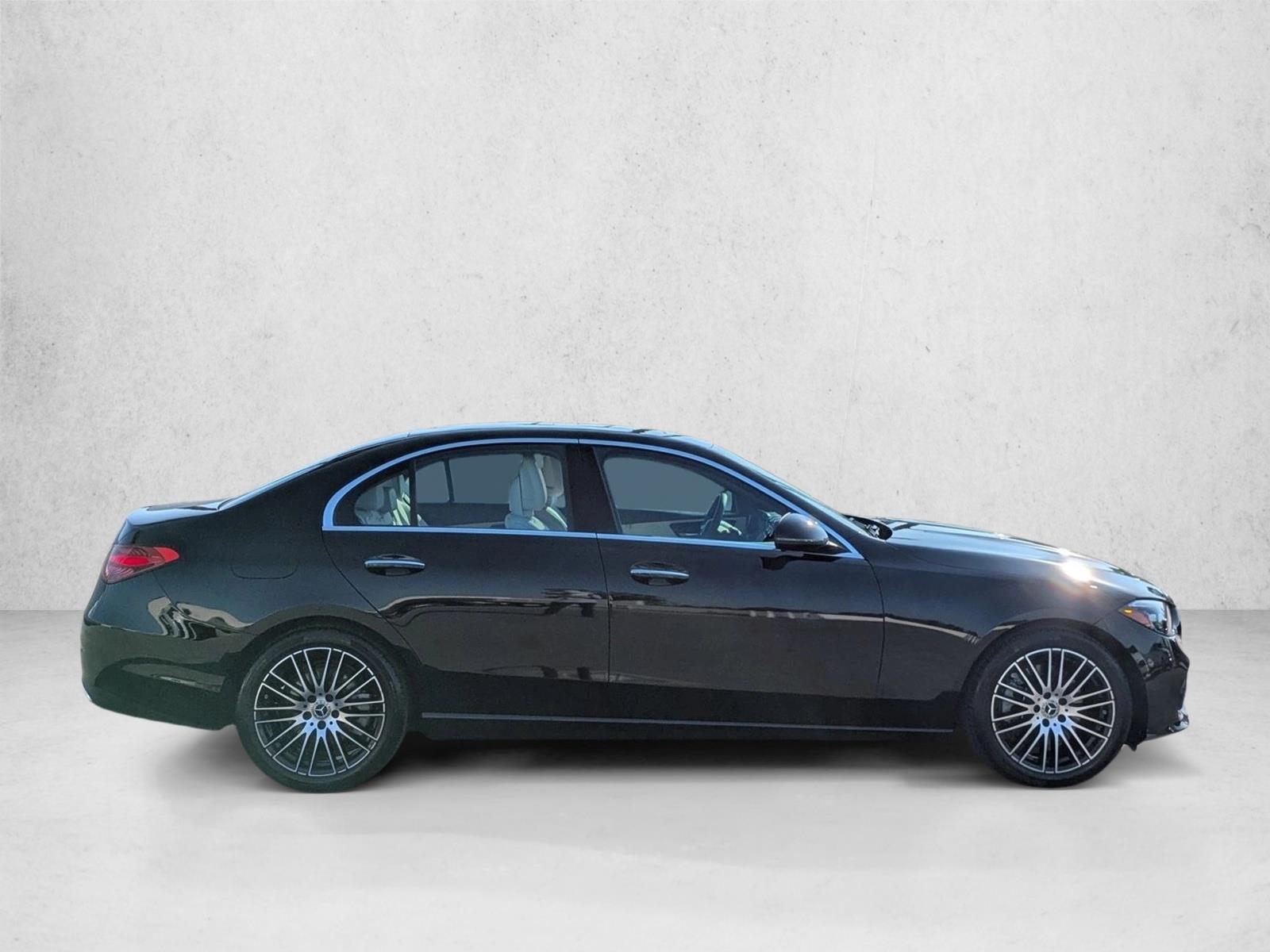 2023 Mercedes Benz C 300 photo 4