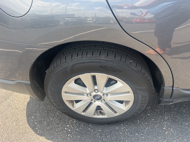 2018 Subaru Outback 2.5i Premium photo 5