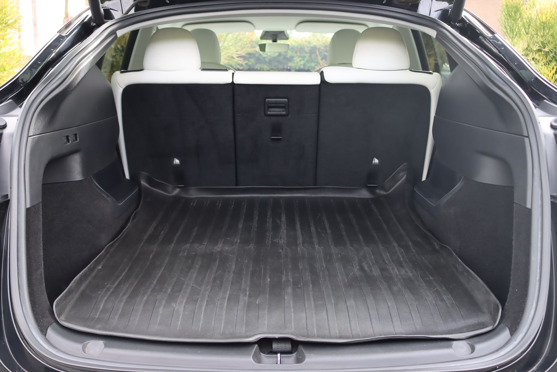 2021 Tesla Model Y Long Range photo 19